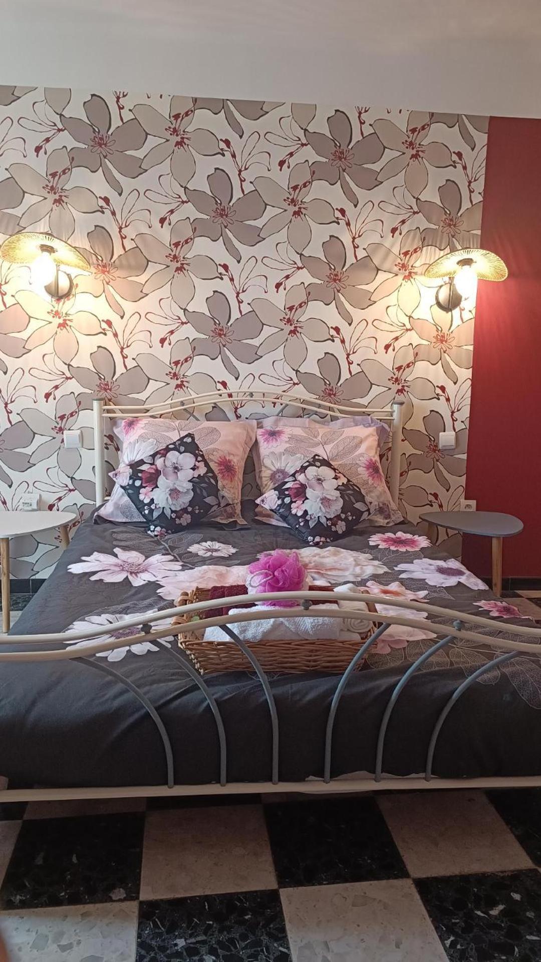 Bed and Breakfast A L' Estiu Latour-de-France Экстерьер фото